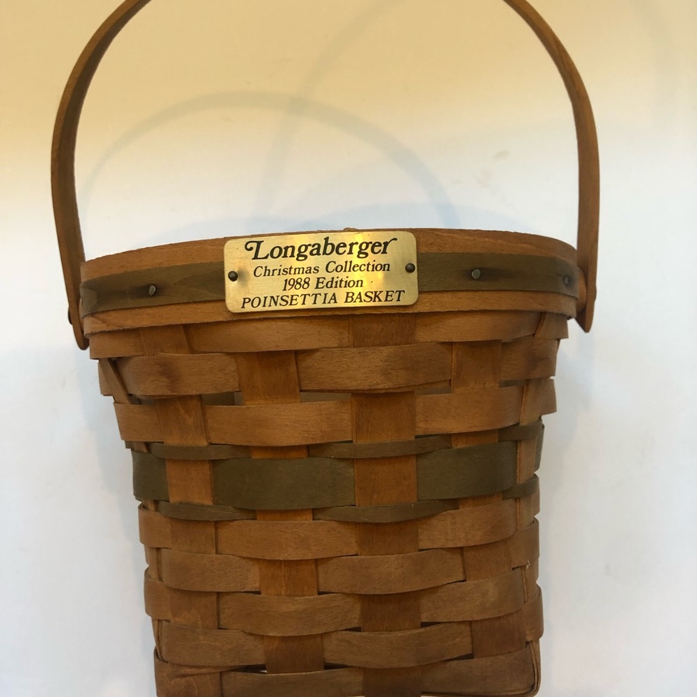 Longaberger Christmas collection poinsettia basket - Picture 7 of 8